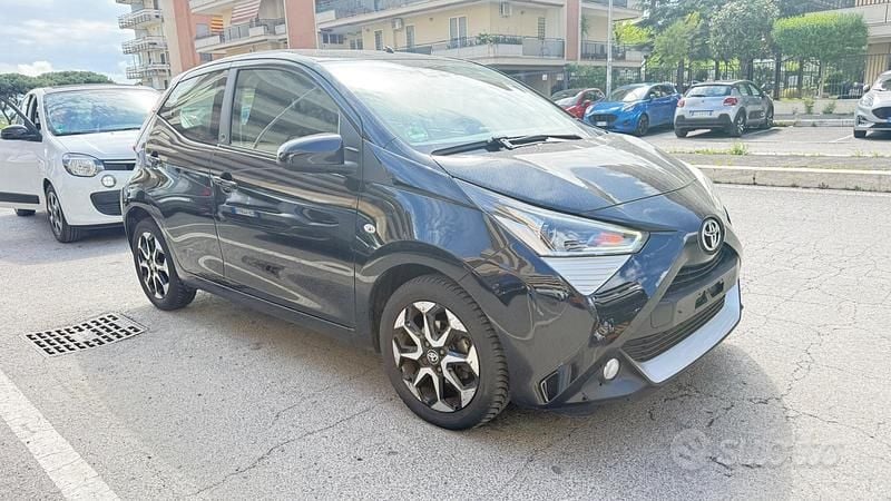 Brugt Toyota Aygo Connect Style 72 HK (52 kW) 2021 Sort Hatchback