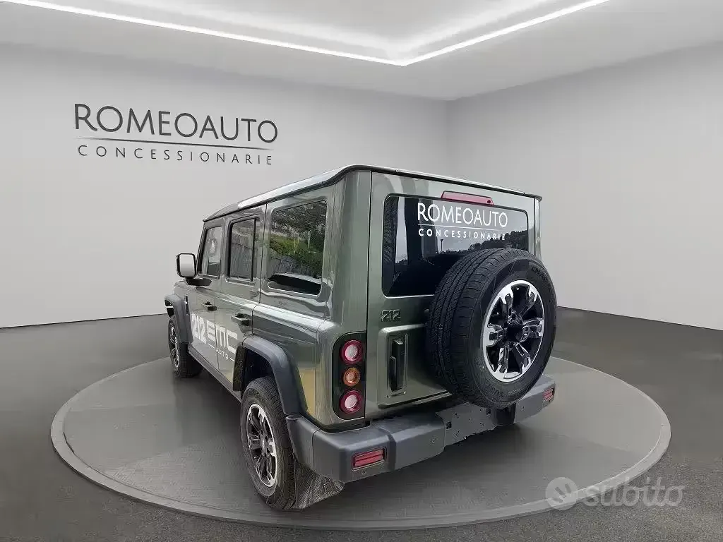 Nuova EMC 212 216 CV (158 kW) 2026 Verde SUV