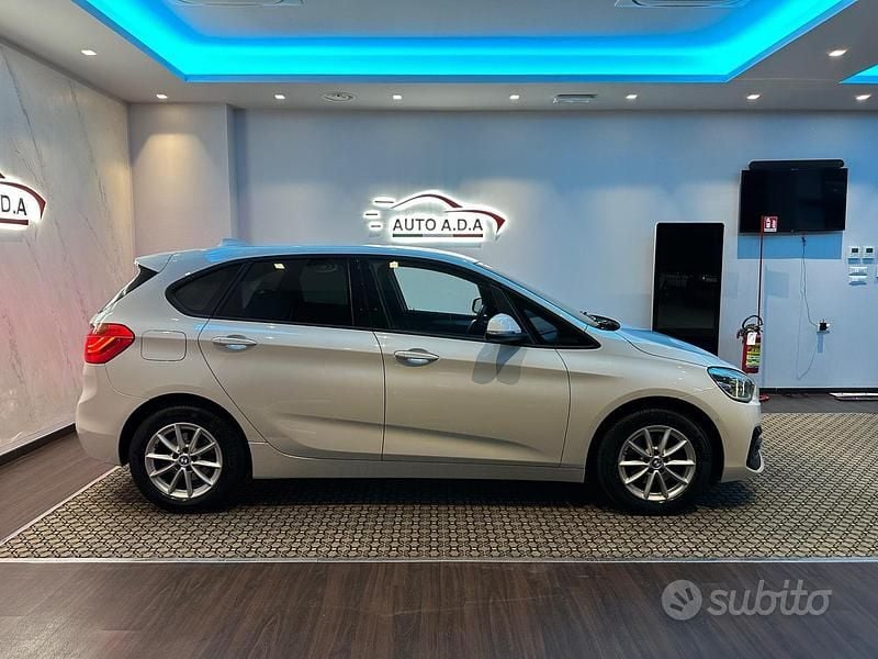 Usata BMW 216 Active Tourer Advantage 116 CV (85 kW) 2020 Bianco Monovolume