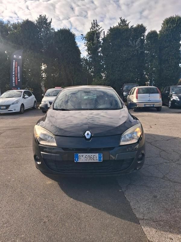 Nero Usata 2008 Renault Mégane II Luxe Berlina | 990 € (Ottimo prezzo) - Immagine 1/4