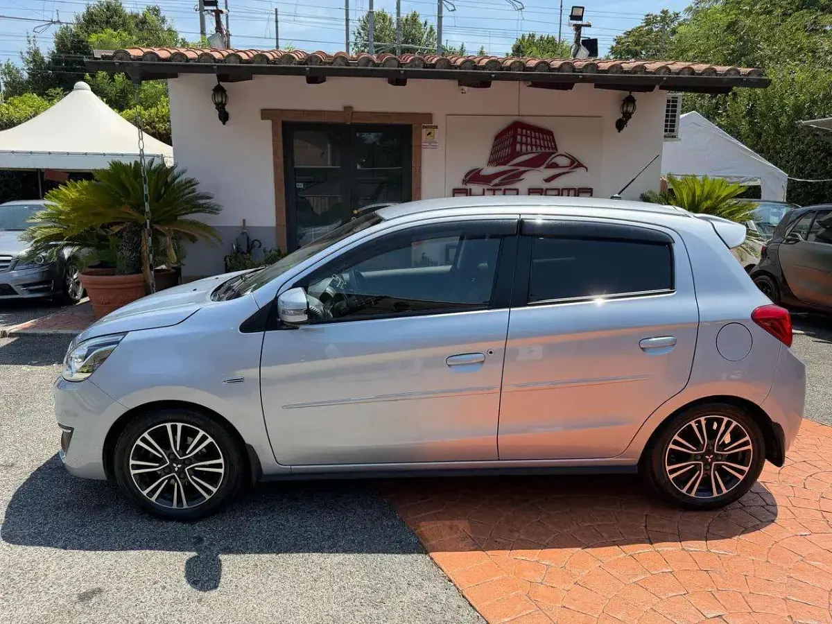 Usata Mitsubishi Space Star Intense 80 CV (58 kW) 2019 Argento Utilitaria