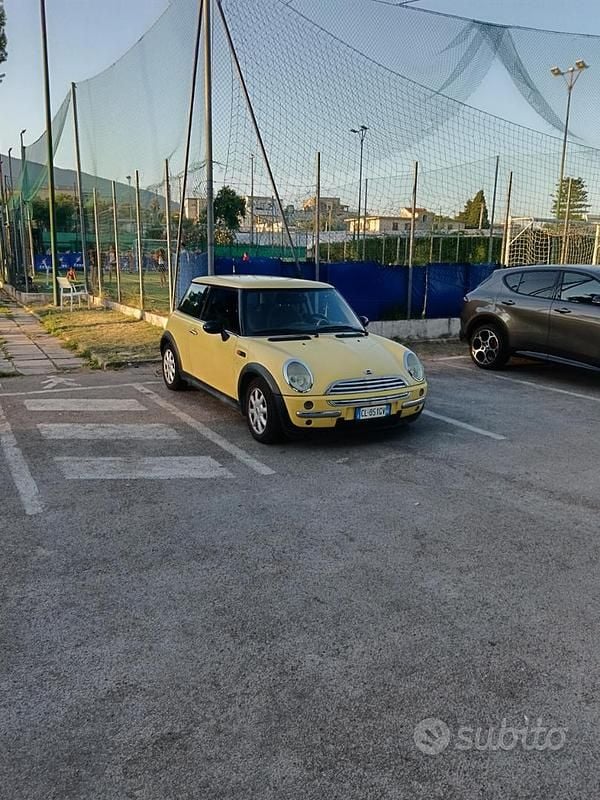 Usata Mini One D 75 CV (55 kW) 2003 Giallo Utilitaria
