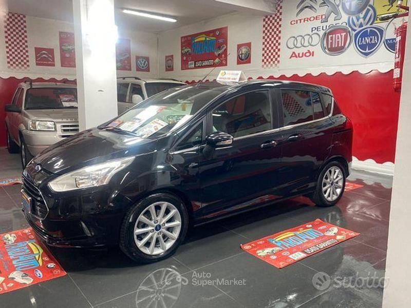 Usata Ford B-MAX Titanium 75 CV (55 kW) 2015 Nero Monovolume