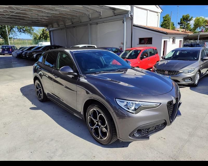 Usata Alfa Romeo Stelvio Veloce 210 CV (154 kW) 2021 Grigio SUV
