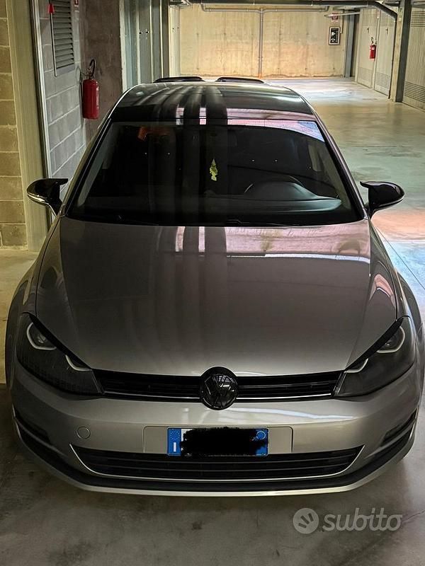 Grigio Usata 2013 VW Golf VII Due volumi | 12.500 € (Molto cara) - Immagine 1/4