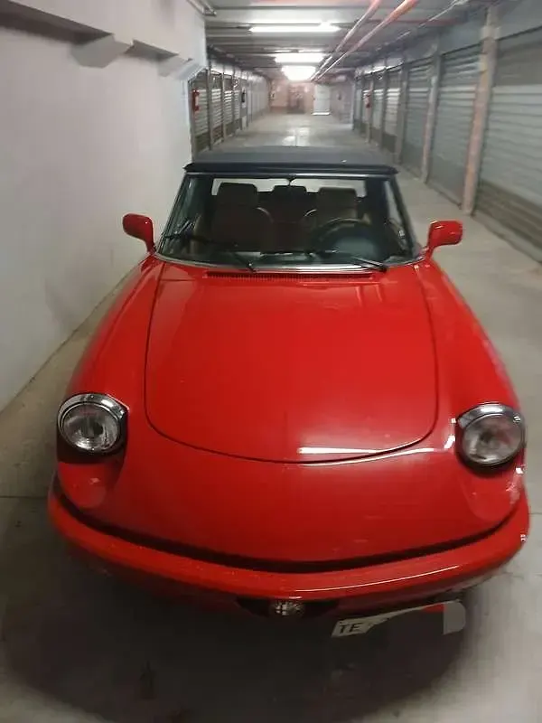Usata Alfa Romeo Spider 122 CV (89 kW) 1990 Rosso Cabrio