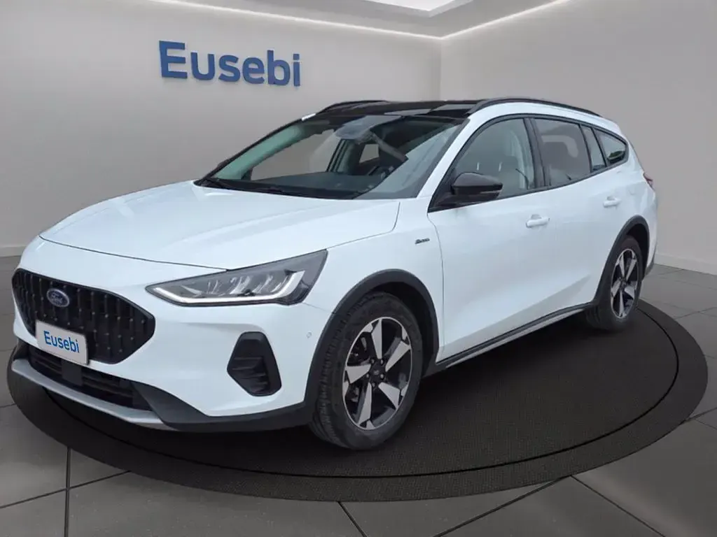 Usata Ford Focus Active 115 CV (84 kW) 2023 Bianco Station wagon
