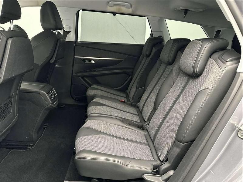 Usata Peugeot 5008 Allure 131 CV (96 kW) 2020 Grigio SUV