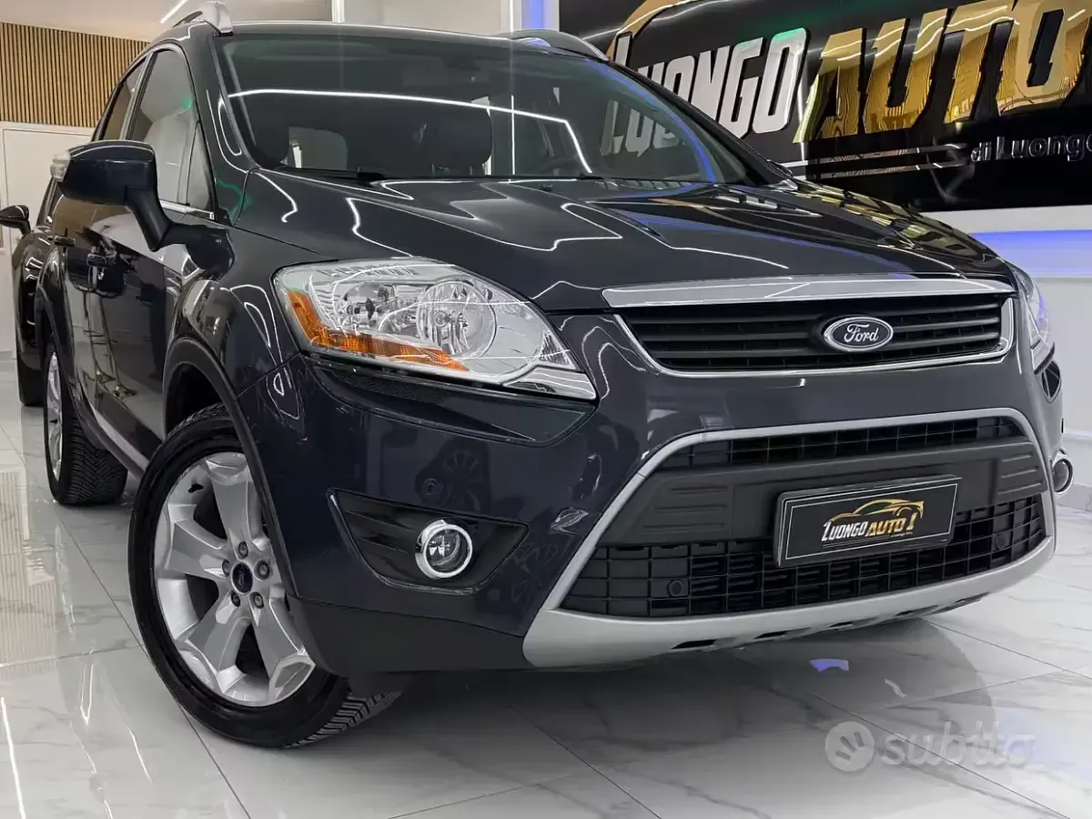Usata Ford Kuga Titanium 163 CV (119 kW) 2012 Blu SUV