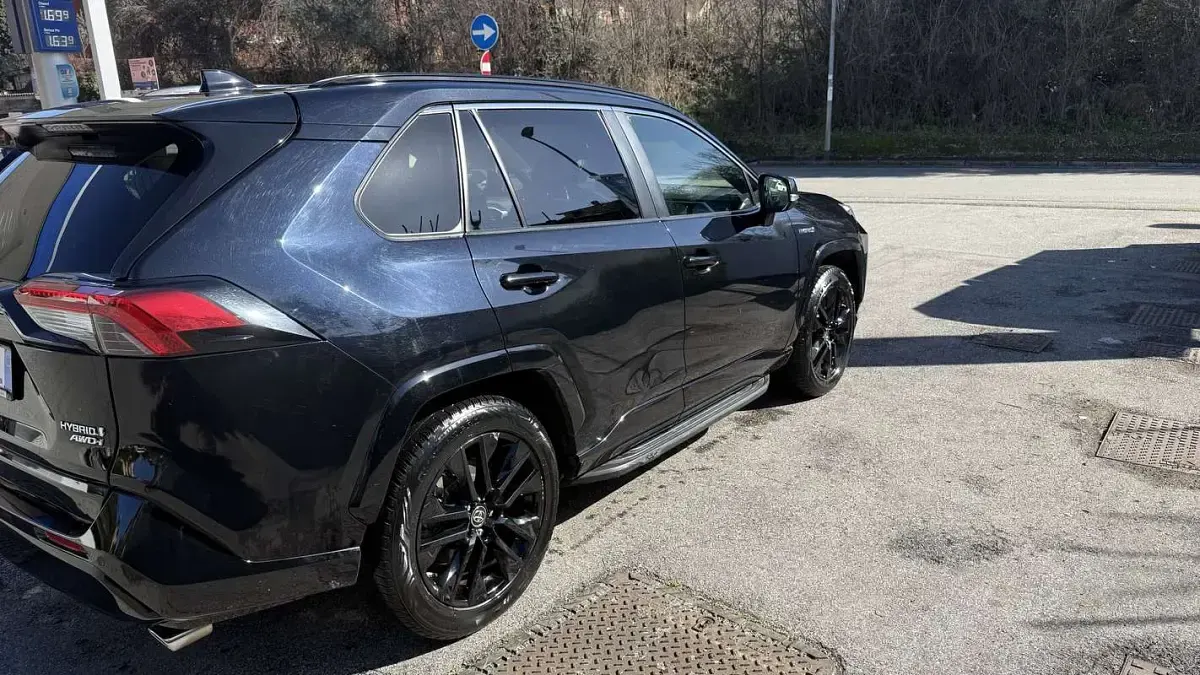 Usata Toyota RAV4 Hybrid Edition 245 CV (180 kW) 2021 SUV