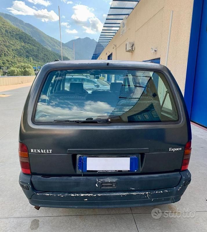 Usata Renault Espace 103 CV (75 kW) 1993 Grigio scuro metallizzato Monovolume