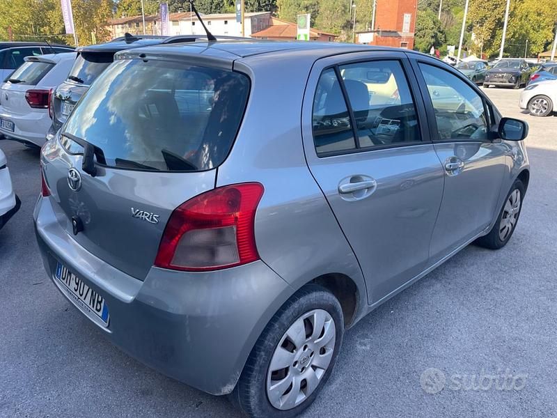 Usata Toyota Yaris Sol 69 CV (50 kW) 2008 Other Berlina