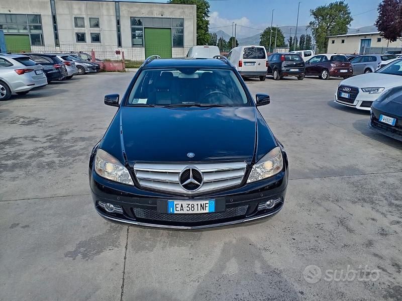 Usata Mercedes C220 Avantgarde 170 CV (125 kW) 2009 Nero Station wagon