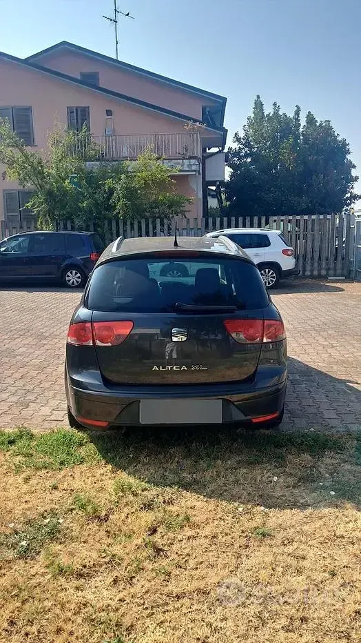 Usata Seat Altea 102 CV (75 kW) 2008 Monovolume