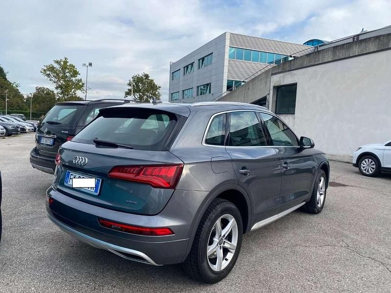Usata Audi Q5 204 CV (150 kW) 2020 Grigio scuro SUV