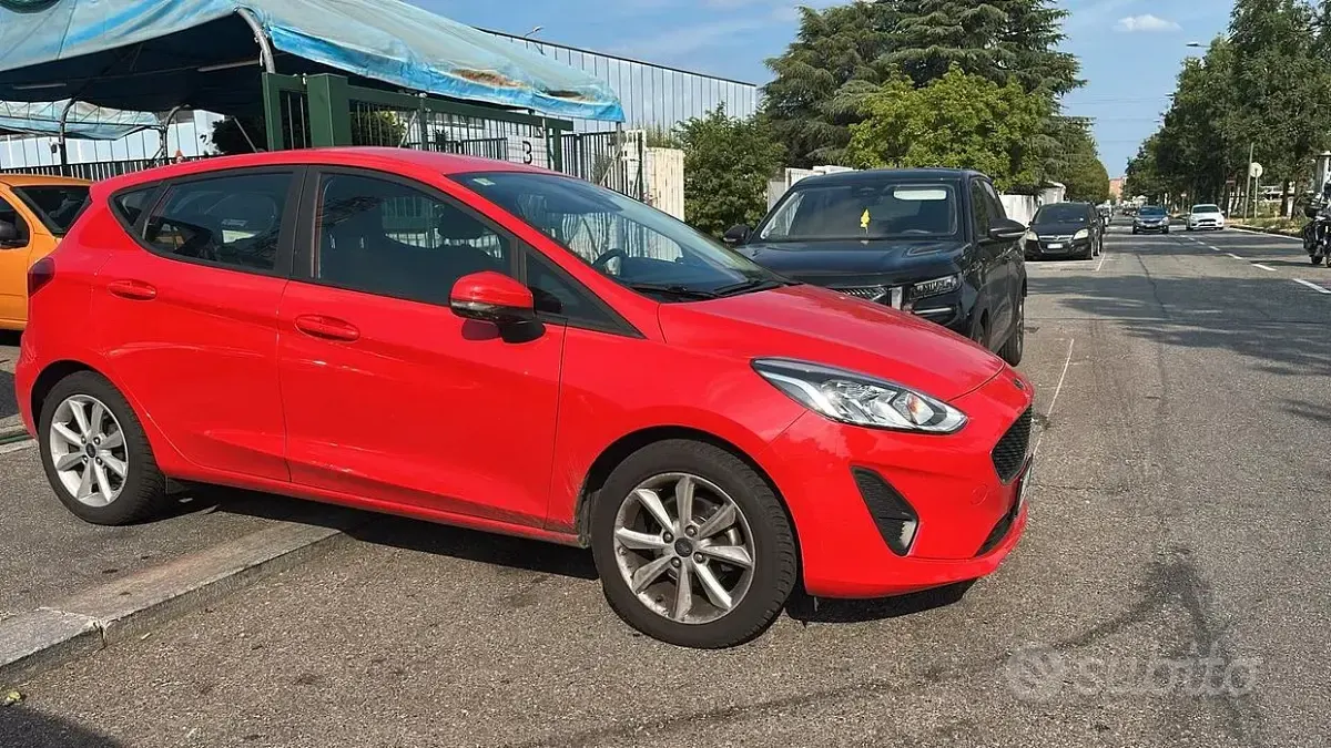 Usata Ford Fiesta Titanium 75 CV (55 kW) 2020 Rosso Utilitaria