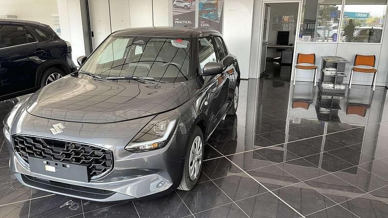 Nuova Suzuki Swift 82 CV (60 kW) 2026 Grigio Utilitaria