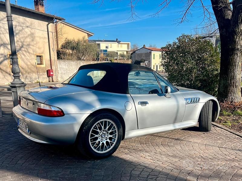 Usata BMW Z3 140 CV (102 kW) 1997 Argento Cabrio