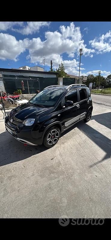 Usata Fiat Panda Cross Cross 2021 Nero Utilitaria