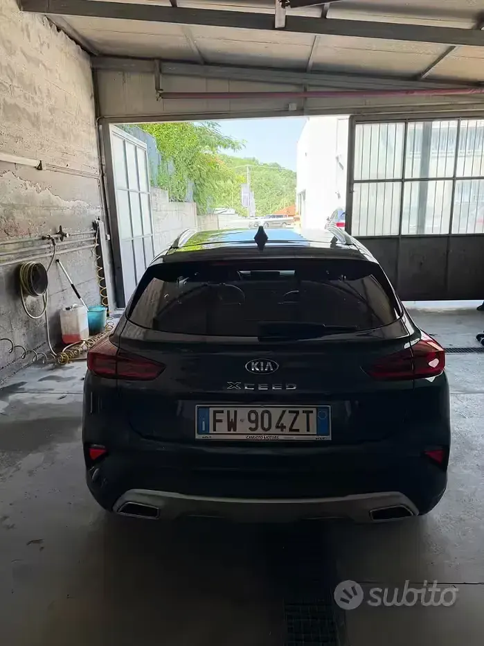 Usata Kia XCeed 136 CV (100 kW) 2019 Bluazzurro SUV