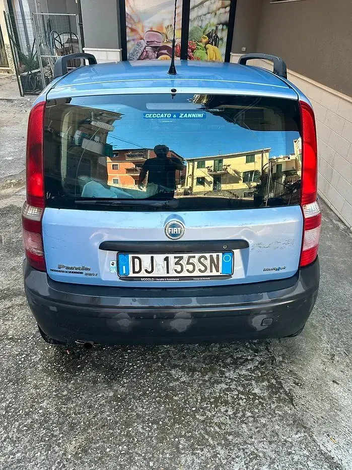 Usata Fiat Panda 69 CV (50 kW) 2007 Bluazzurro Utilitaria