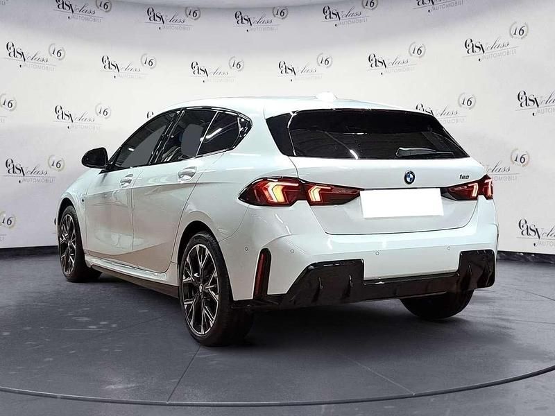 Usata BMW 120 M Sport 170 CV (125 kW) 2025 Bianco Utilitaria
