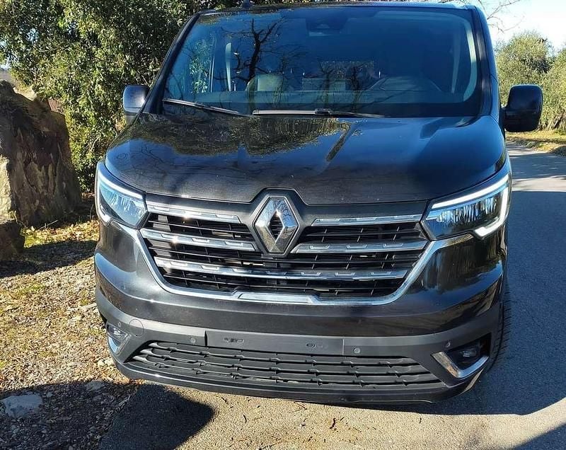 Nero Usata 2023 Renault Trafic Monovolume | 50.000 € - Immagine 1/4