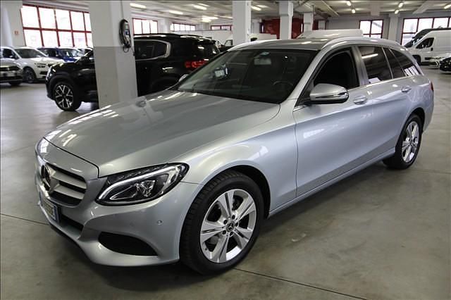 Usata Mercedes C220 Business 170 CV (125 kW) 2017 Grigio Berlina