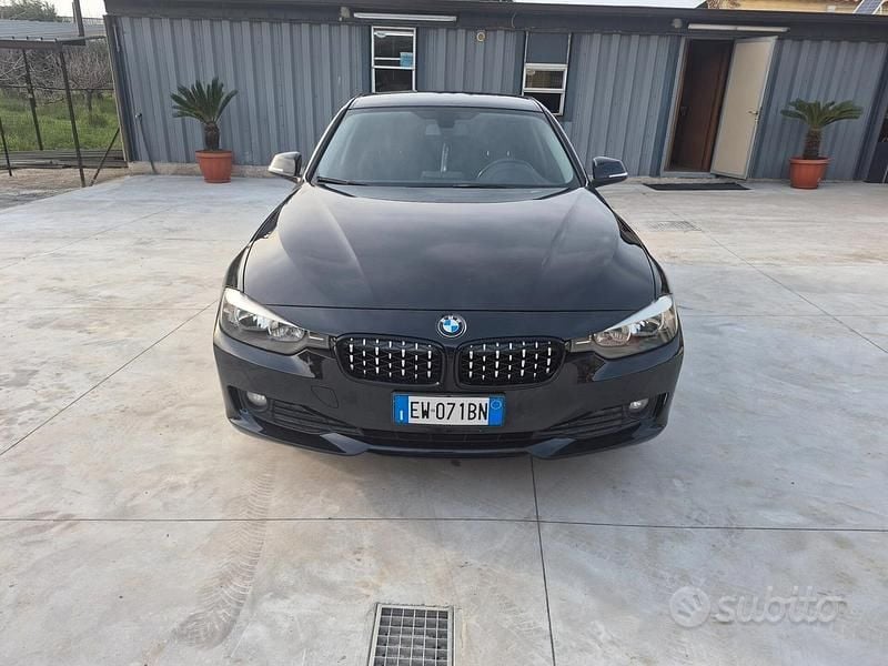 Usata BMW 316 115 CV (84 kW) 2014 Nero Berlina