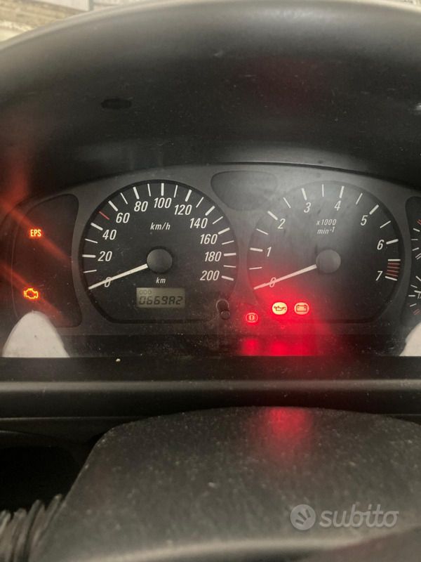 Usata Opel Agila 75 CV (55 kW) 2006 Utilitaria