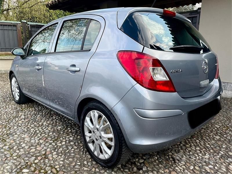 Usata Opel Corsa Club 75 CV (55 kW) 2009 Grigio Utilitaria