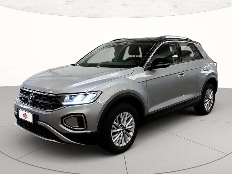 Usata VW T-Roc Life 150 CV (110 kW) 2024 Pyrit silver metallizzato nero SUV