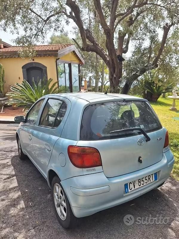 Usata Toyota Yaris 2005 Berlina