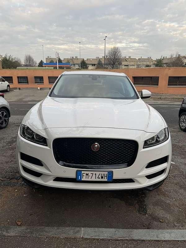 Usata Jaguar F-Pace Prestige 179 CV (131 kW) 2018 SUV