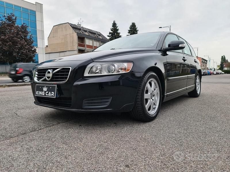 Usata Volvo V50 R-Design 115 CV (84 kW) 2011 Nero Station wagon