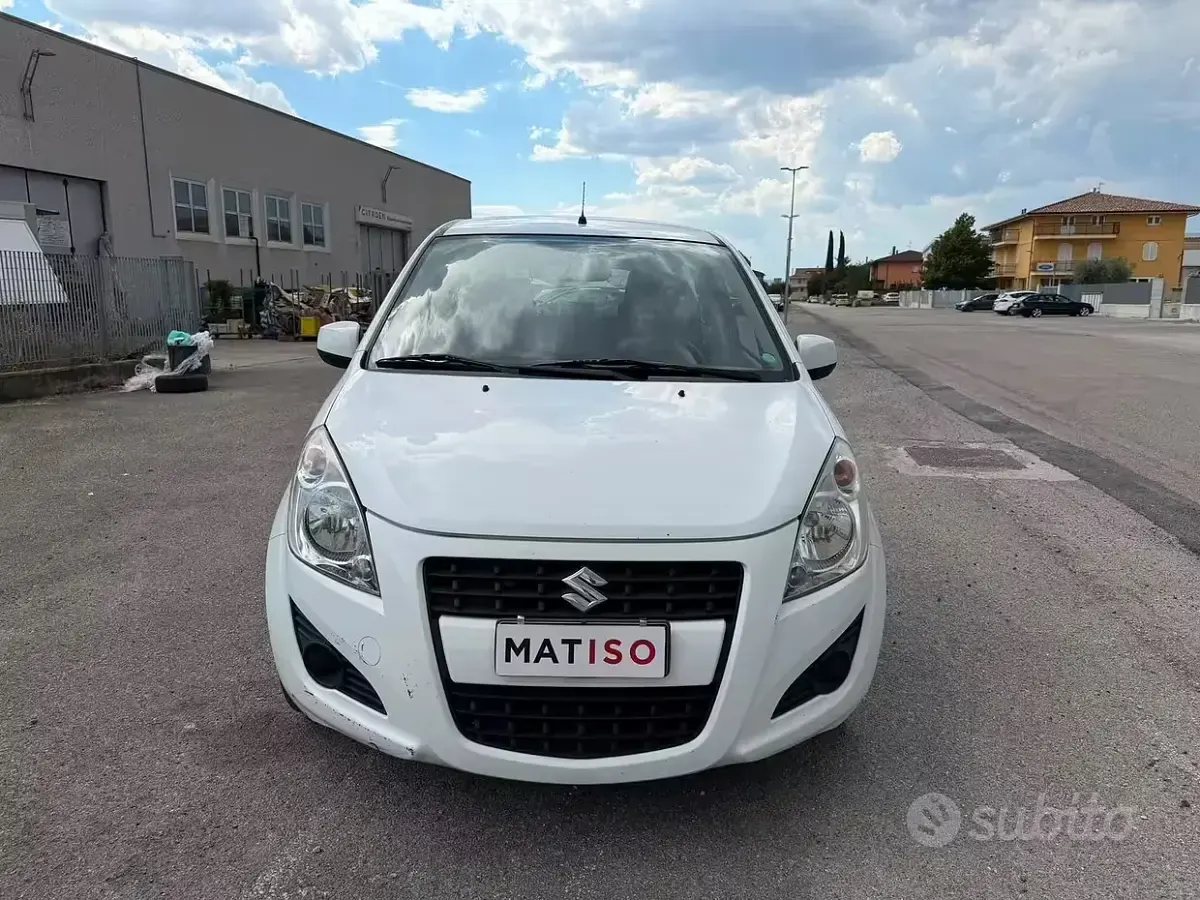 Usata Suzuki Splash GL 68 CV (50 kW) 2014 Bianco Utilitaria