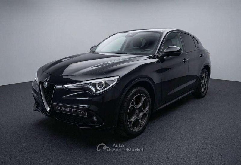 Usata Alfa Romeo Stelvio Super 210 CV (154 kW) 2017 Nero SUV