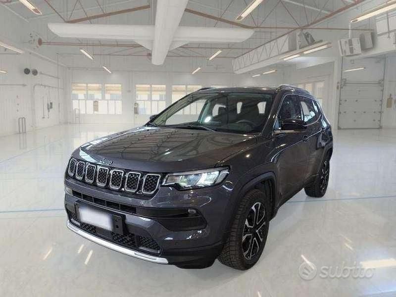 Usata Jeep Compass Limited 131 CV (96 kW) 2021 Grigio SUV