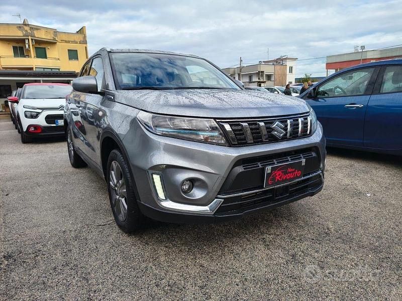 Usata Suzuki Vitara 129 CV (94 kW) 2021 Grigio SUV