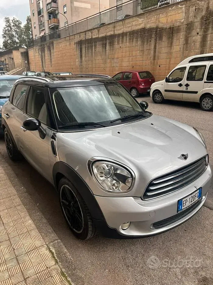 Usata Mini Countryman 111 CV (81 kW) 2012 Grigio SUV