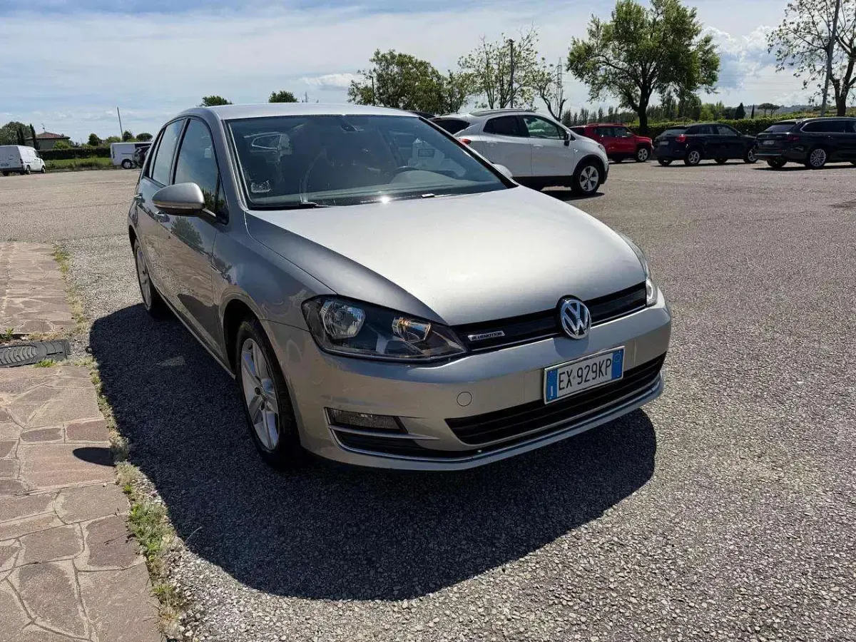 Usata VW Golf VII Highline 110 CV (80 kW) 2014 Grigio Berlina
