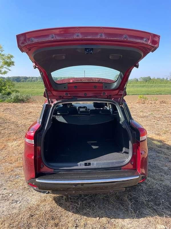 Usata Renault Clio GrandTour 90 CV (66 kW) 2018 Rosso Station wagon
