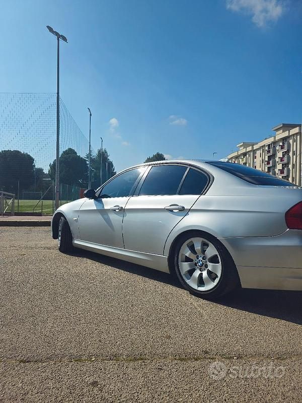 Usata BMW 320 2008 Grigio Berlina
