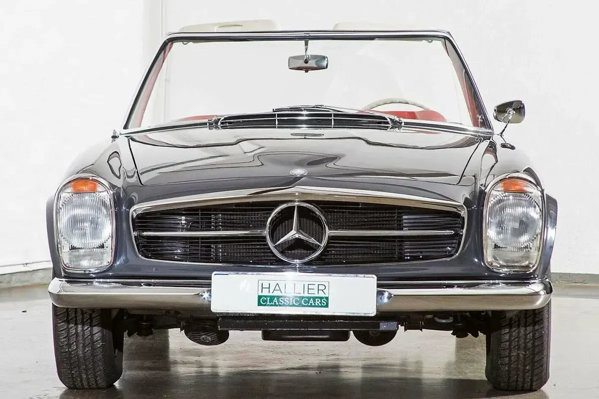 Usata Mercedes 230 150 CV (110 kW) 1963 Grigio Cabrio