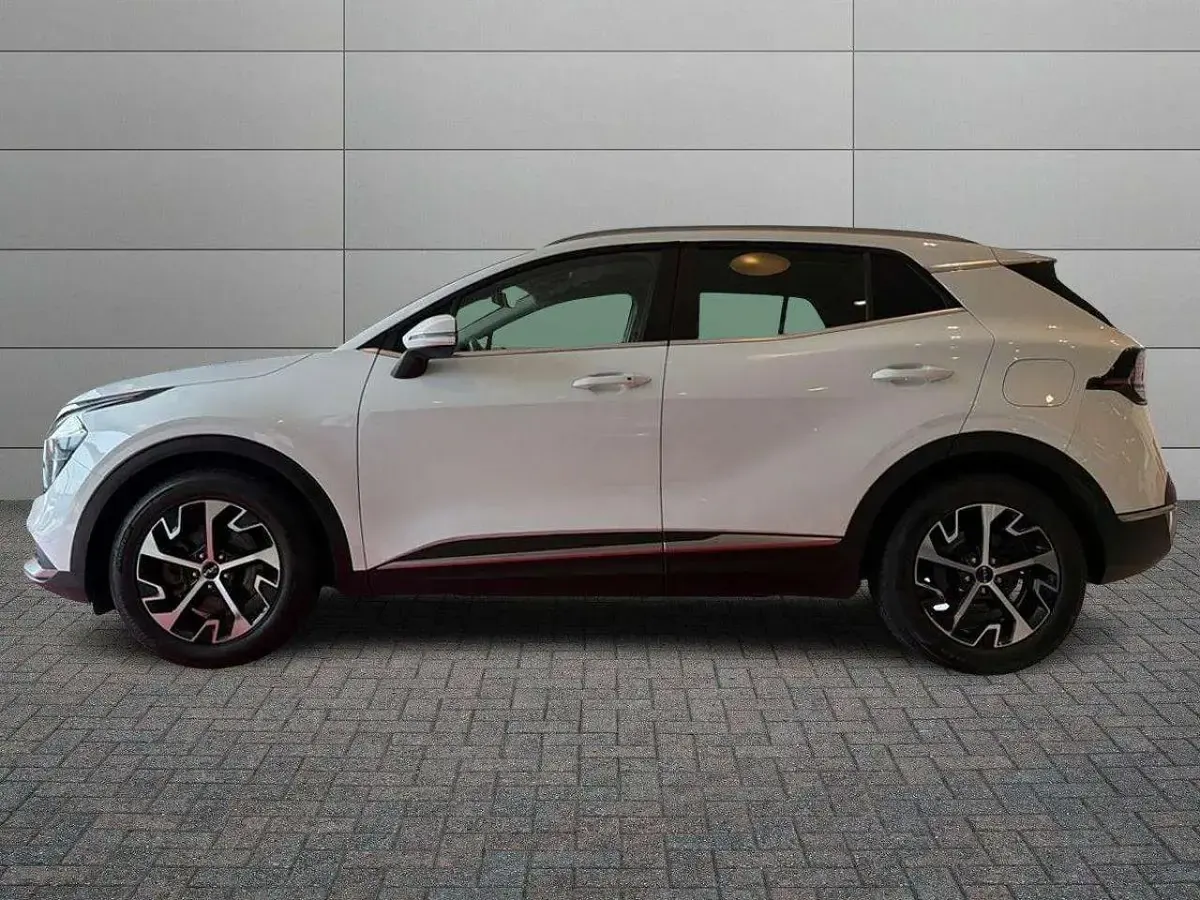 Usata Kia Sportage Style 150 CV (110 kW) 2021 Bianco SUV