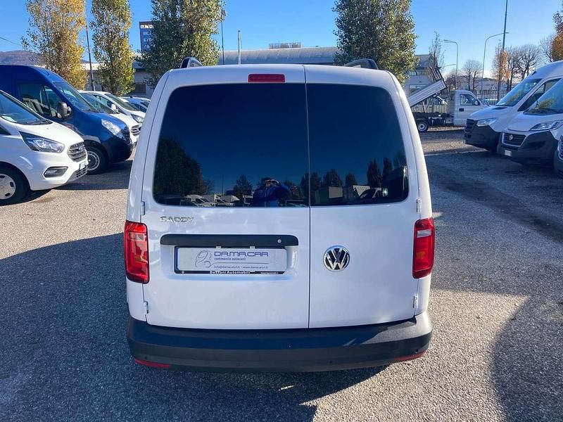 Usata VW Caddy 102 CV (75 kW) 2020 Bianco Monovolume