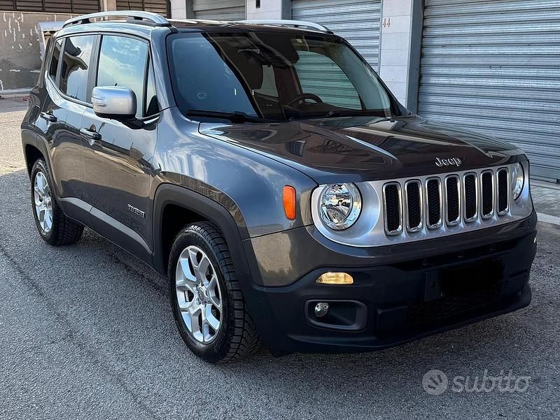 Usata Jeep Renegade 120 CV (88 kW) 2016 Grigio SUV