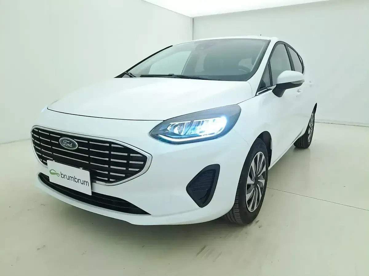 Usata Ford Fiesta Titanium 75 CV (55 kW) 2022 Biancobianco Utilitaria