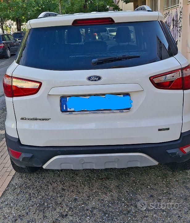 Usata Ford Ecosport Titanium 125 CV (91 kW) 2015 Bianco SUV
