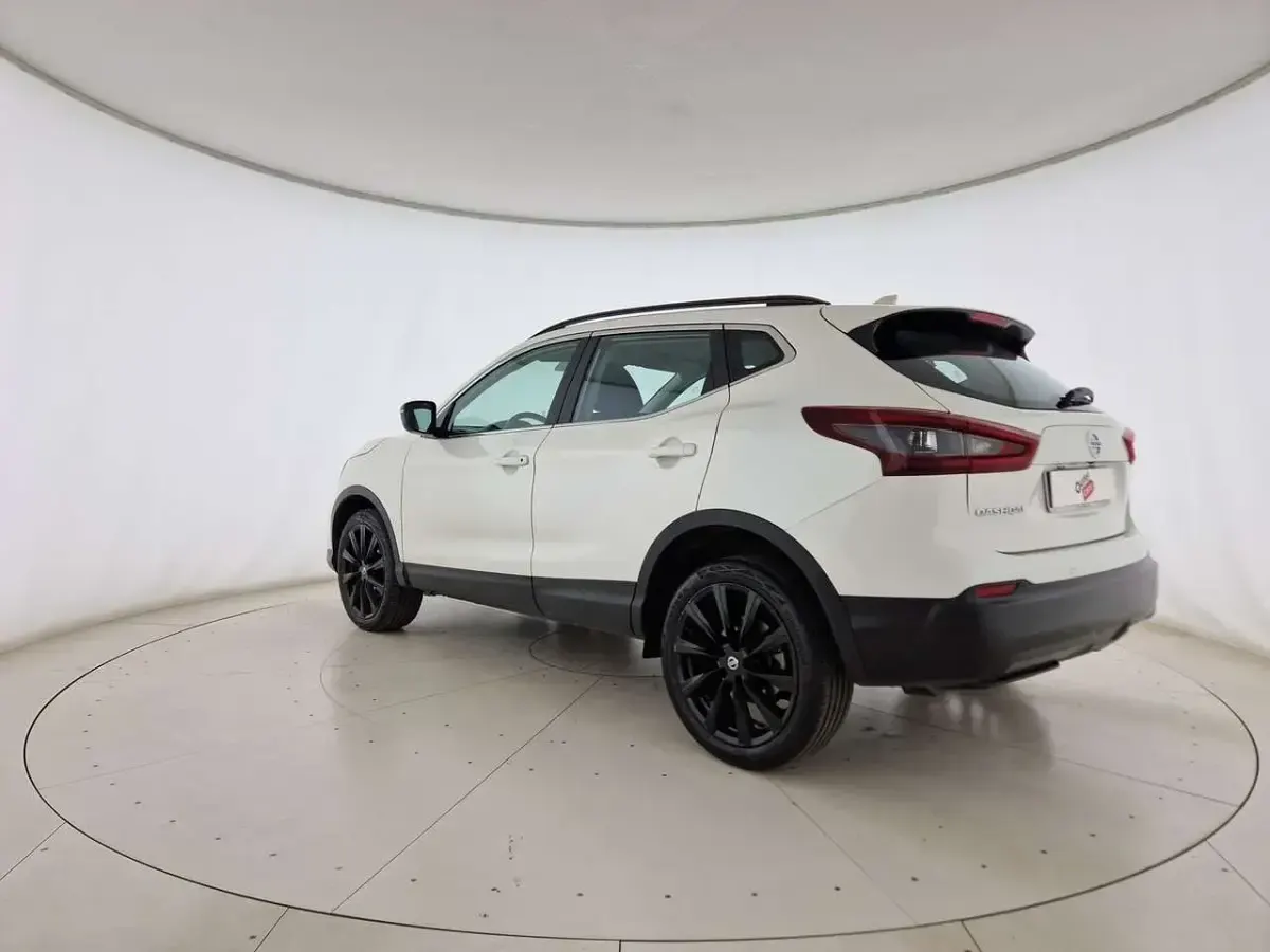 Usata Nissan Qashqai N-TEC 116 CV (85 kW) 2021 Bianco SUV